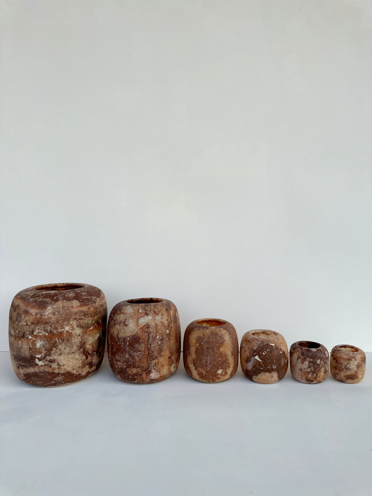 Alabaster | Round - Brown
