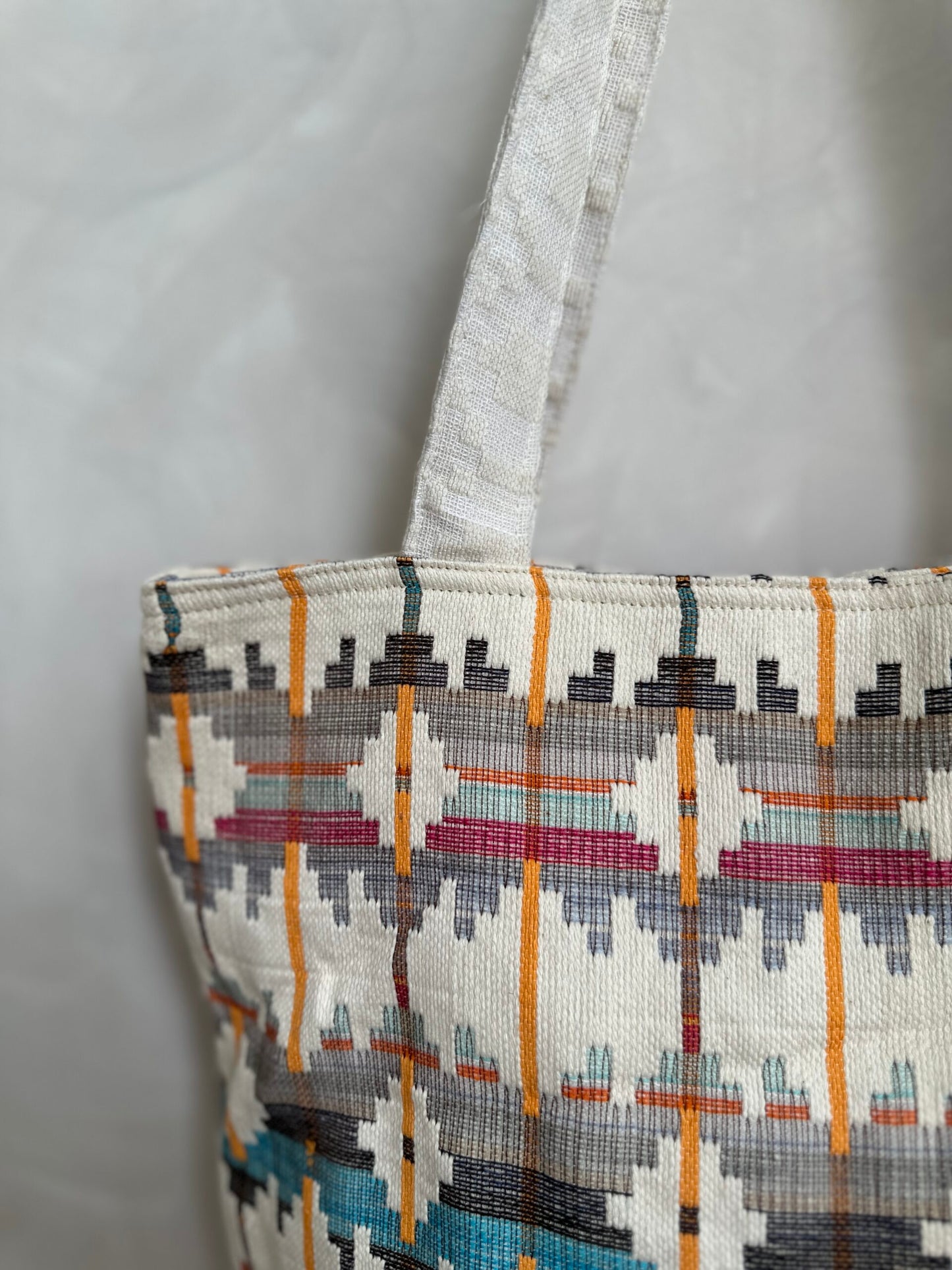 Handwoven bag | Esraa