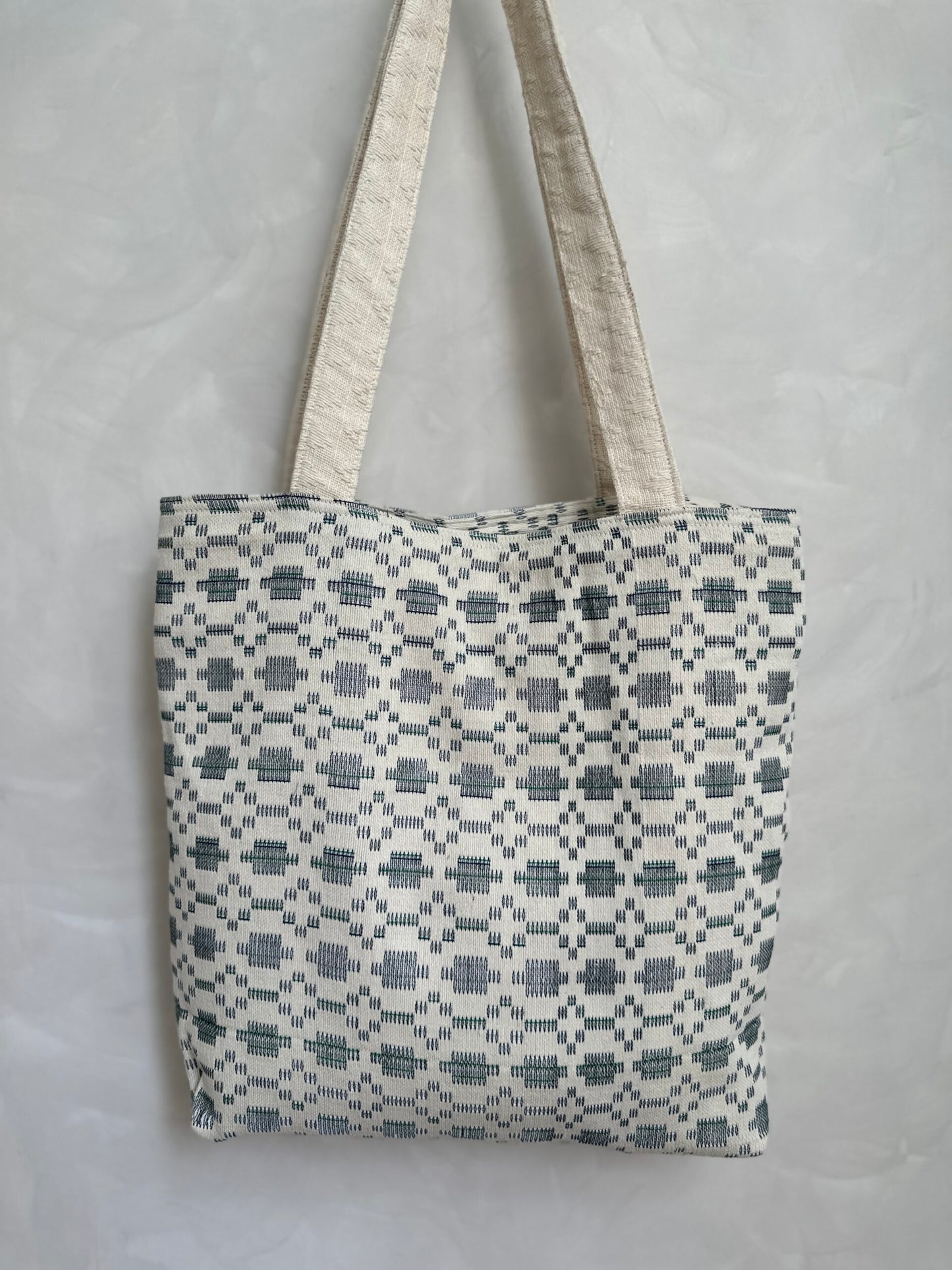 Handwoven bag | Amira