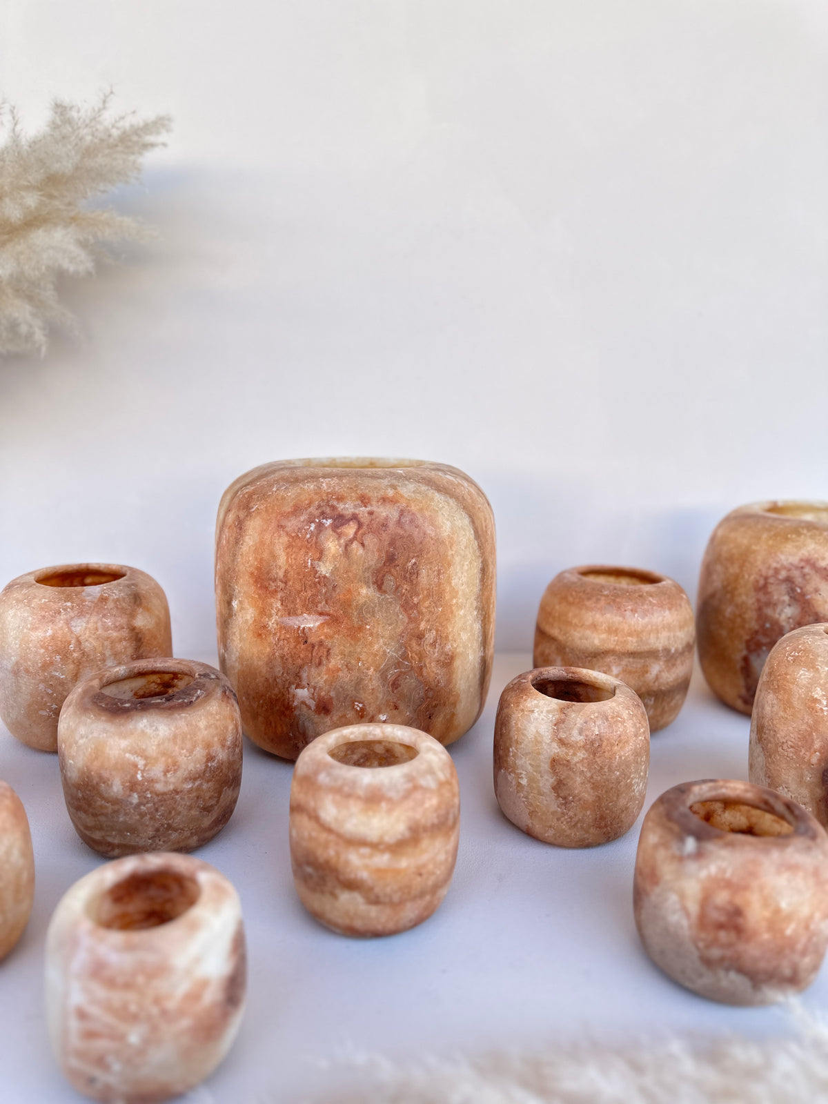 Alabaster | Round - Brown
