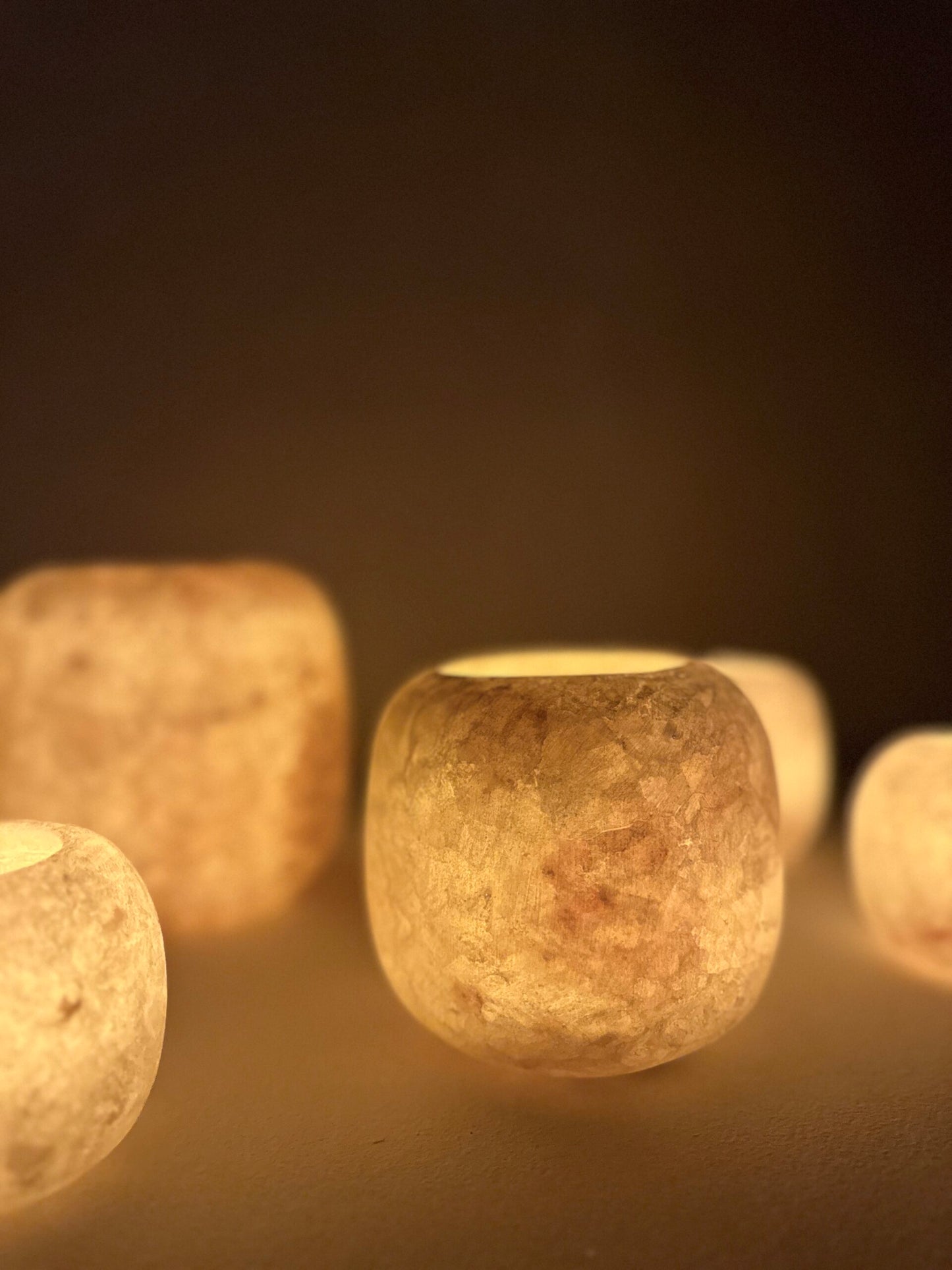Alabaster | Round