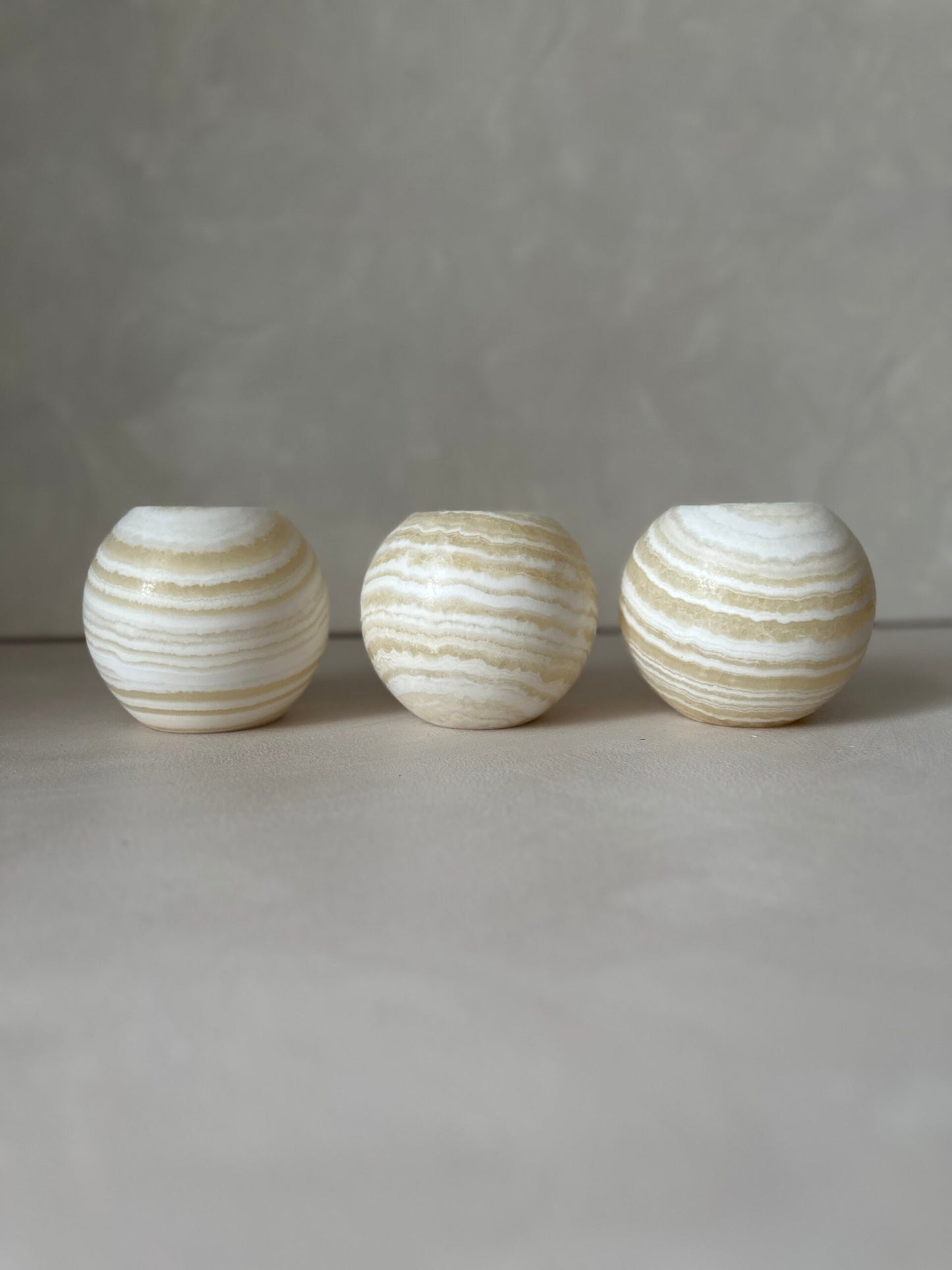 Alabaster | Flow