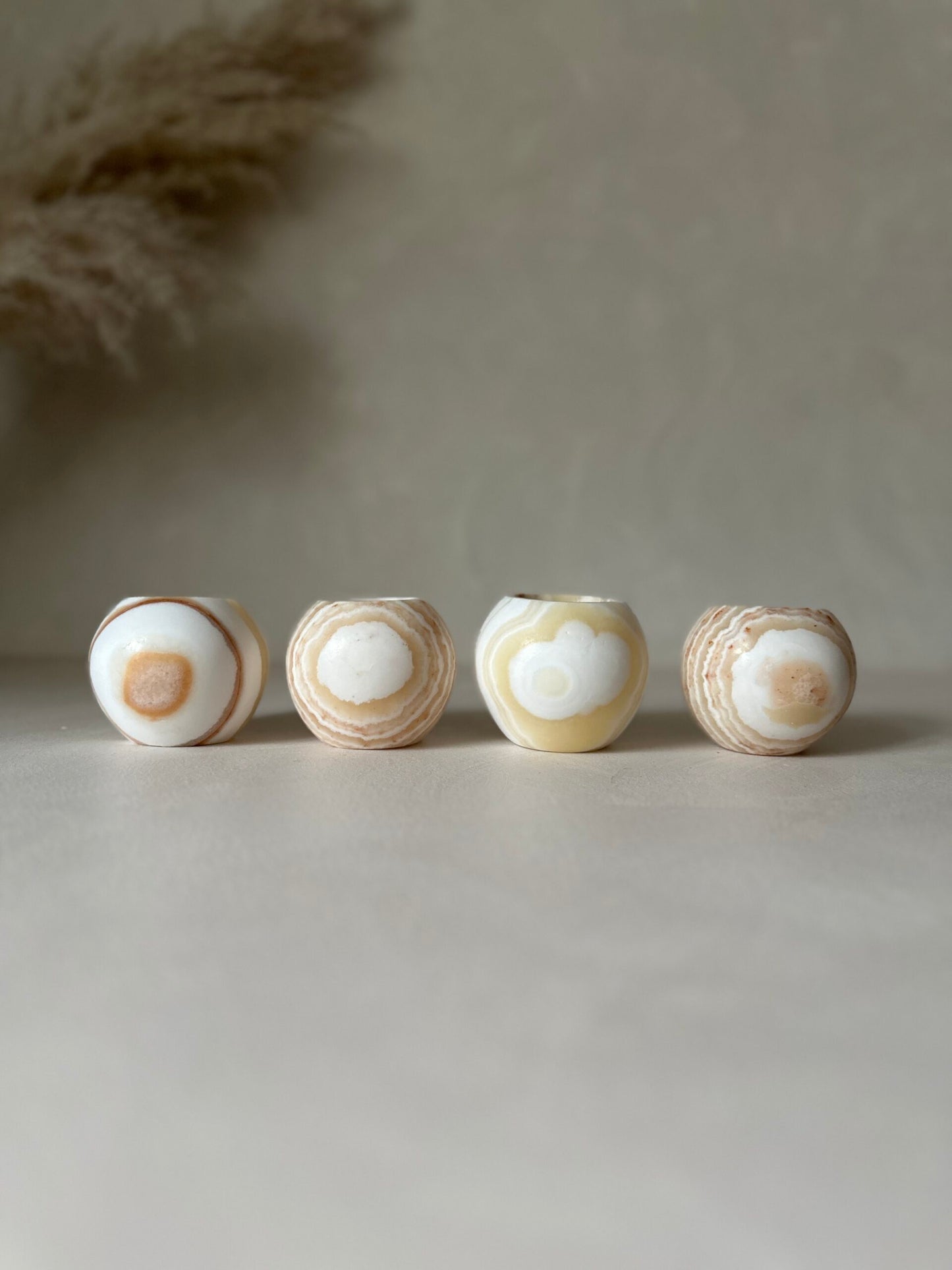 Alabaster | Luma