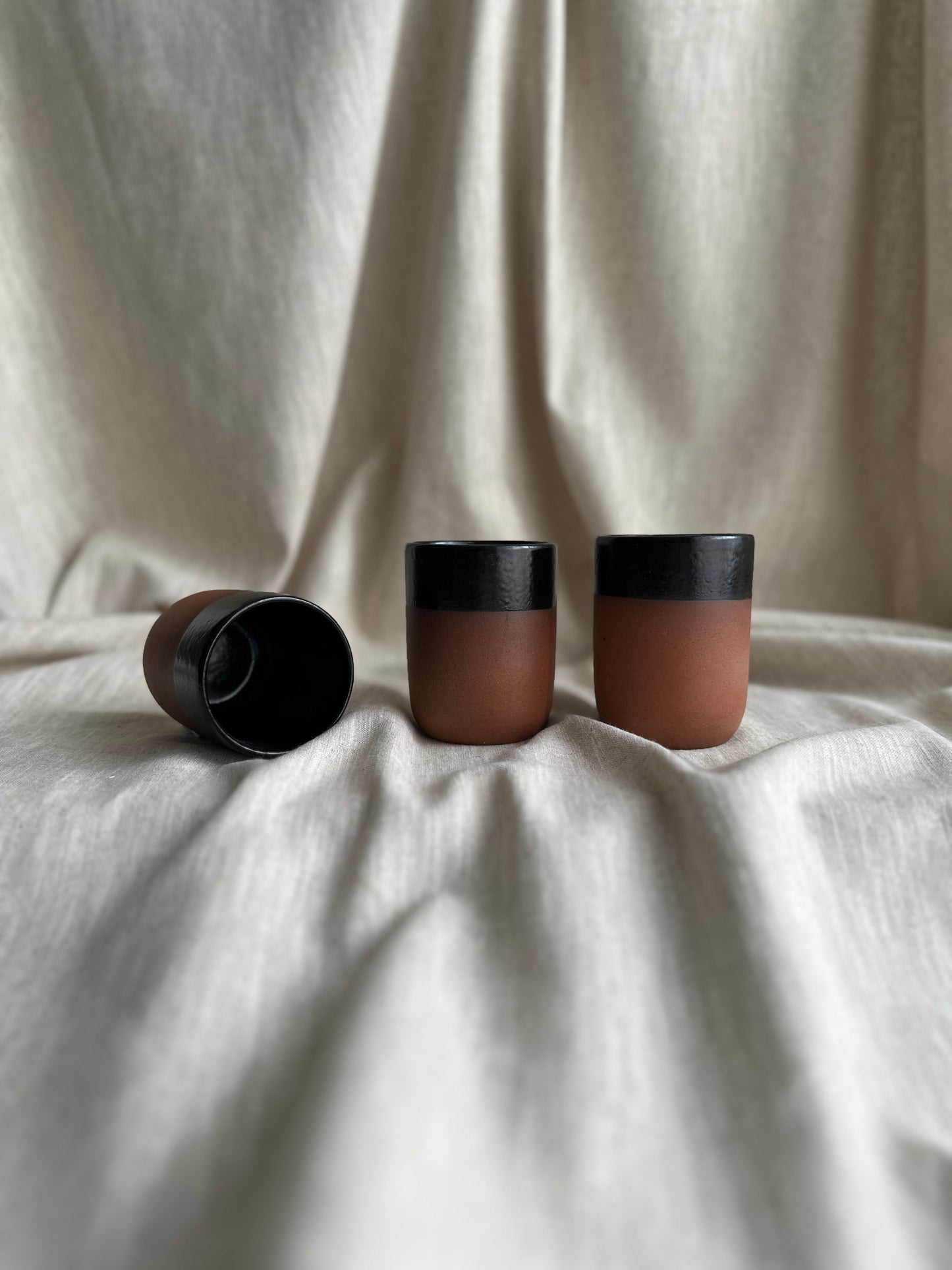 Terrakotta-Tasse | Schwarz