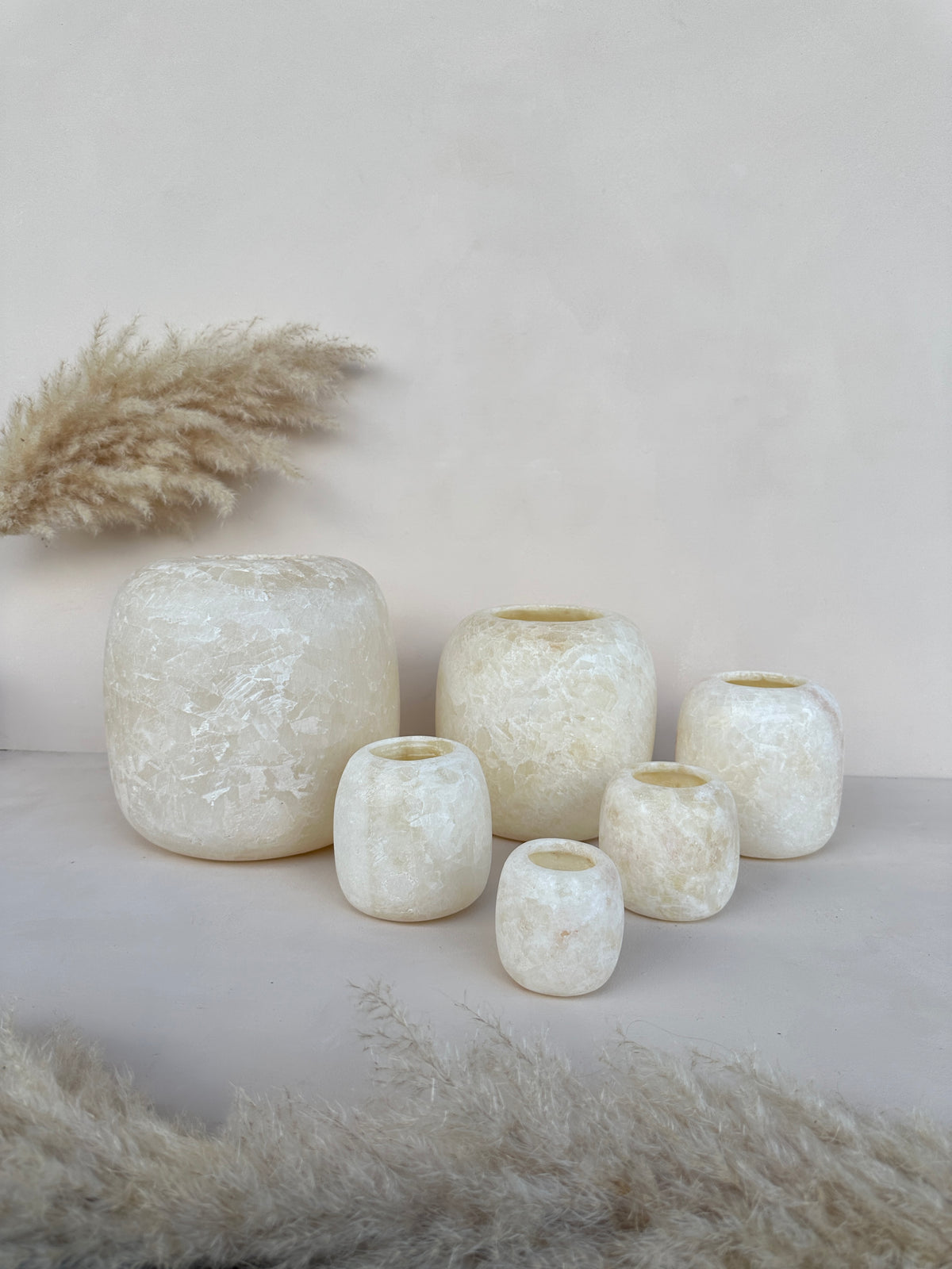 Alabaster | Round - White