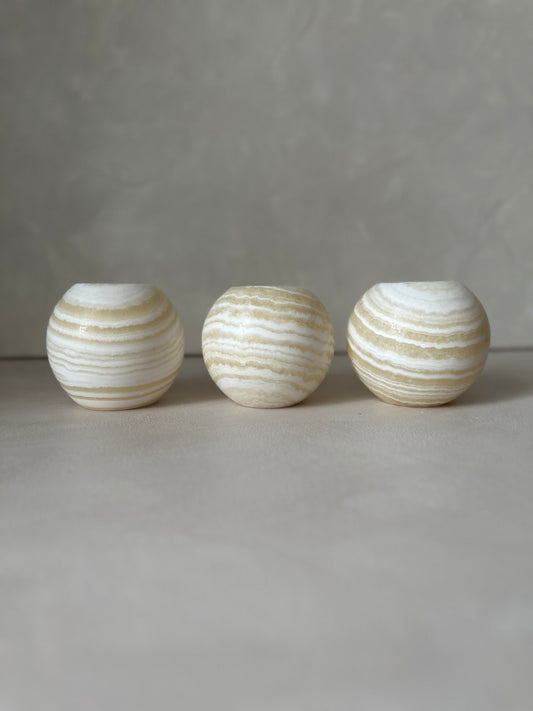 Alabaster | Flow