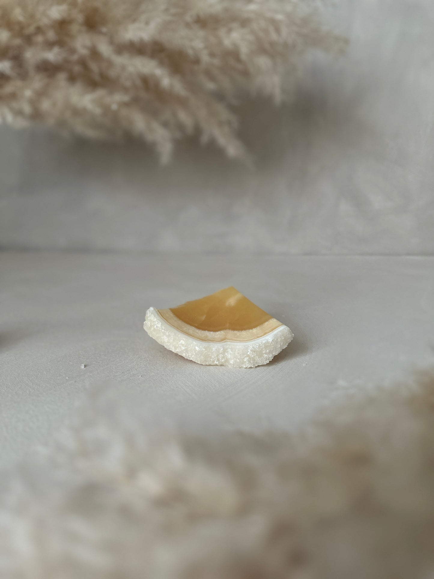 Alabaster Raw | Small 1