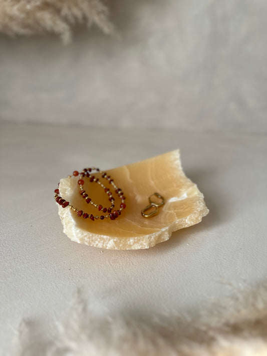 Alabaster Raw | Large 10