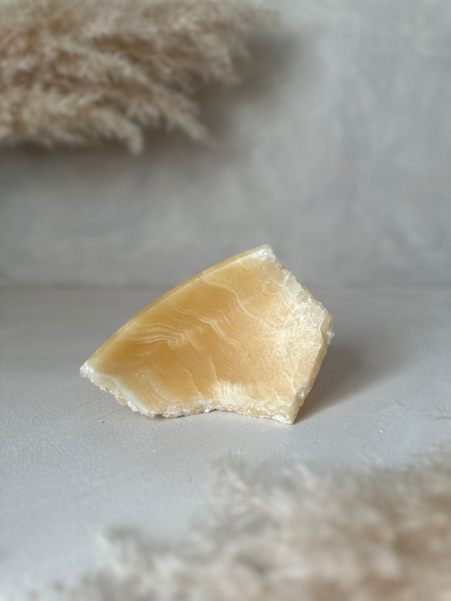 Alabaster Raw | Medium 7