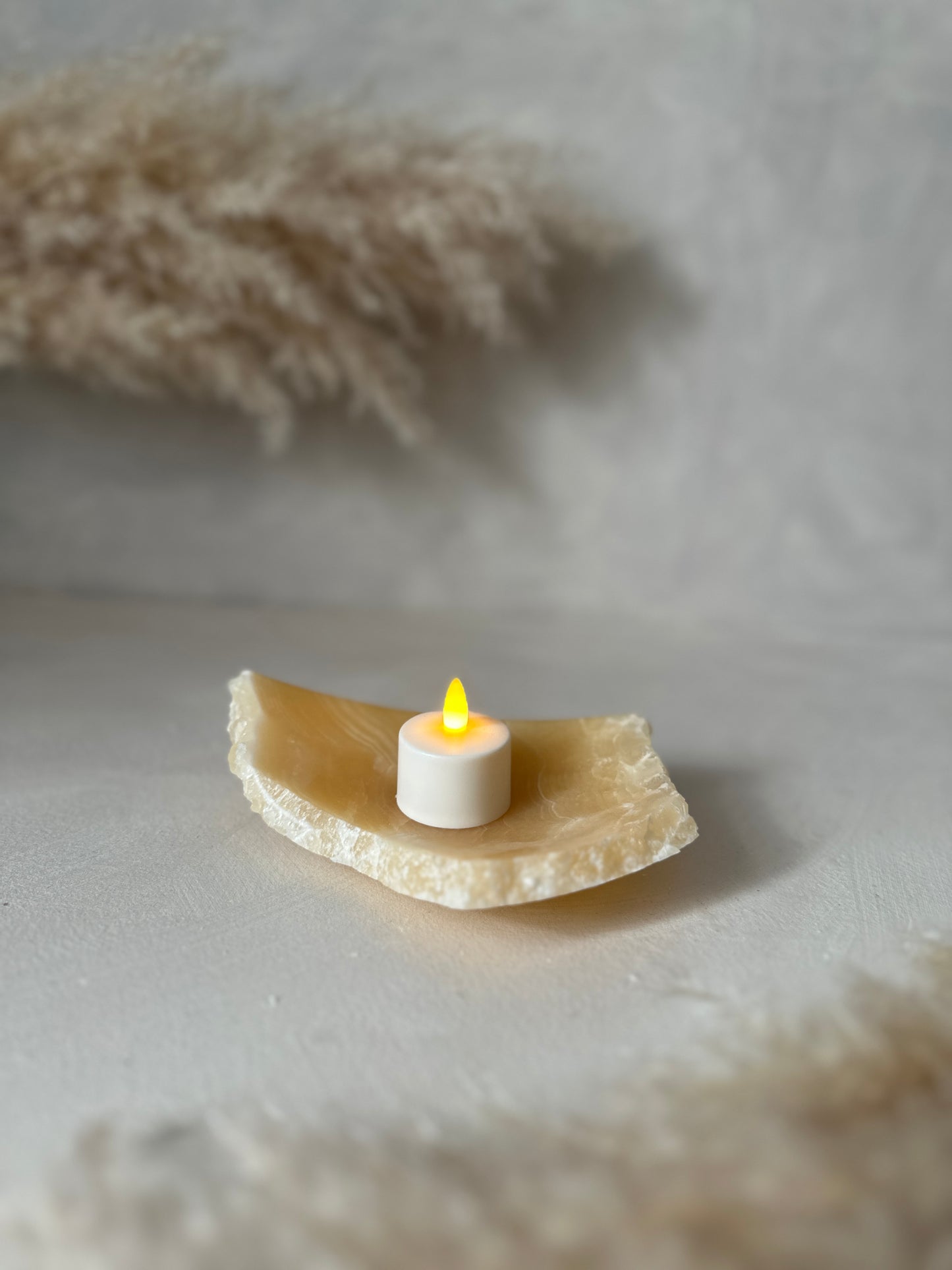 Alabaster Raw | Medium 7