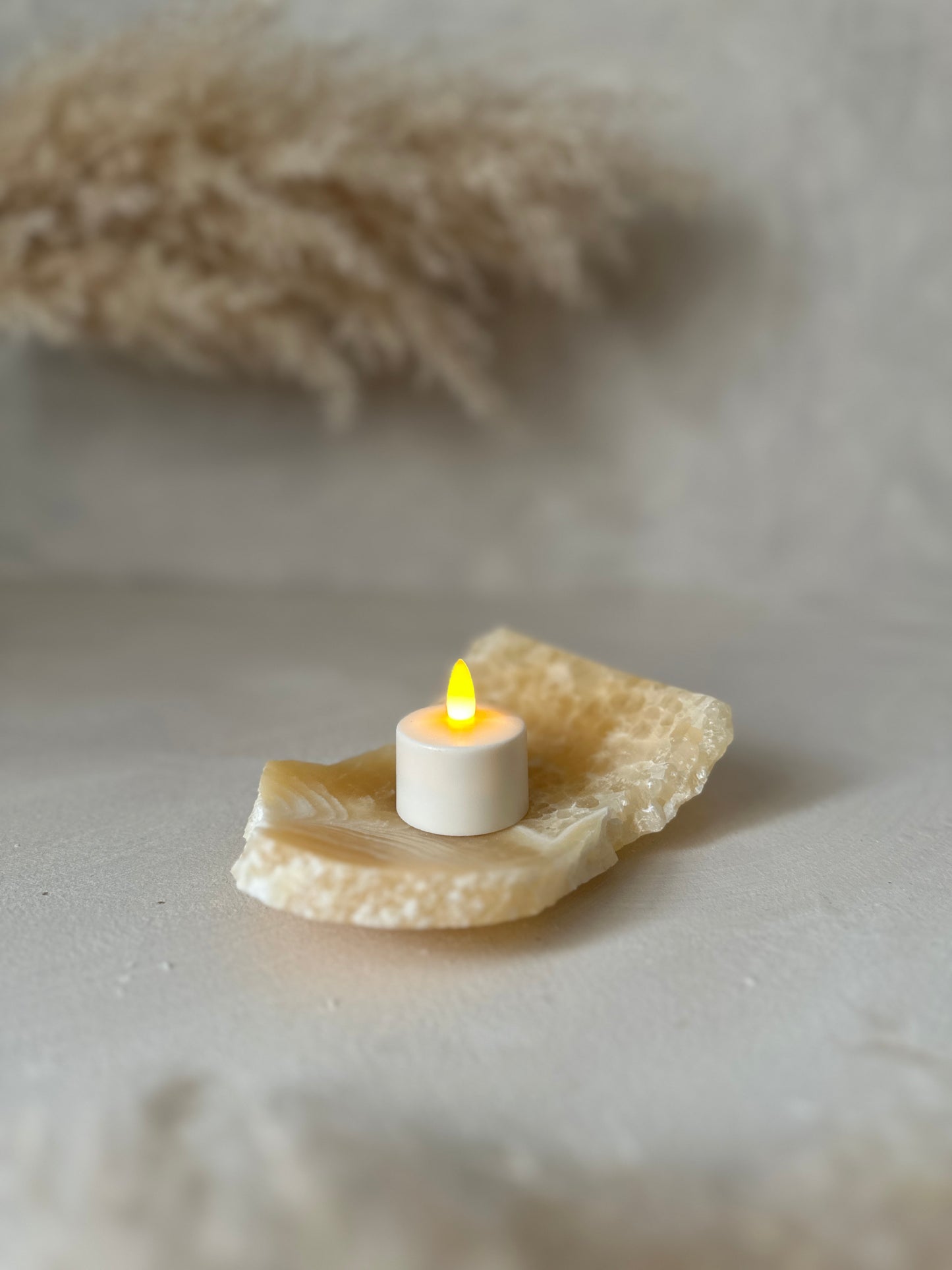 Alabaster Raw | Medium 10