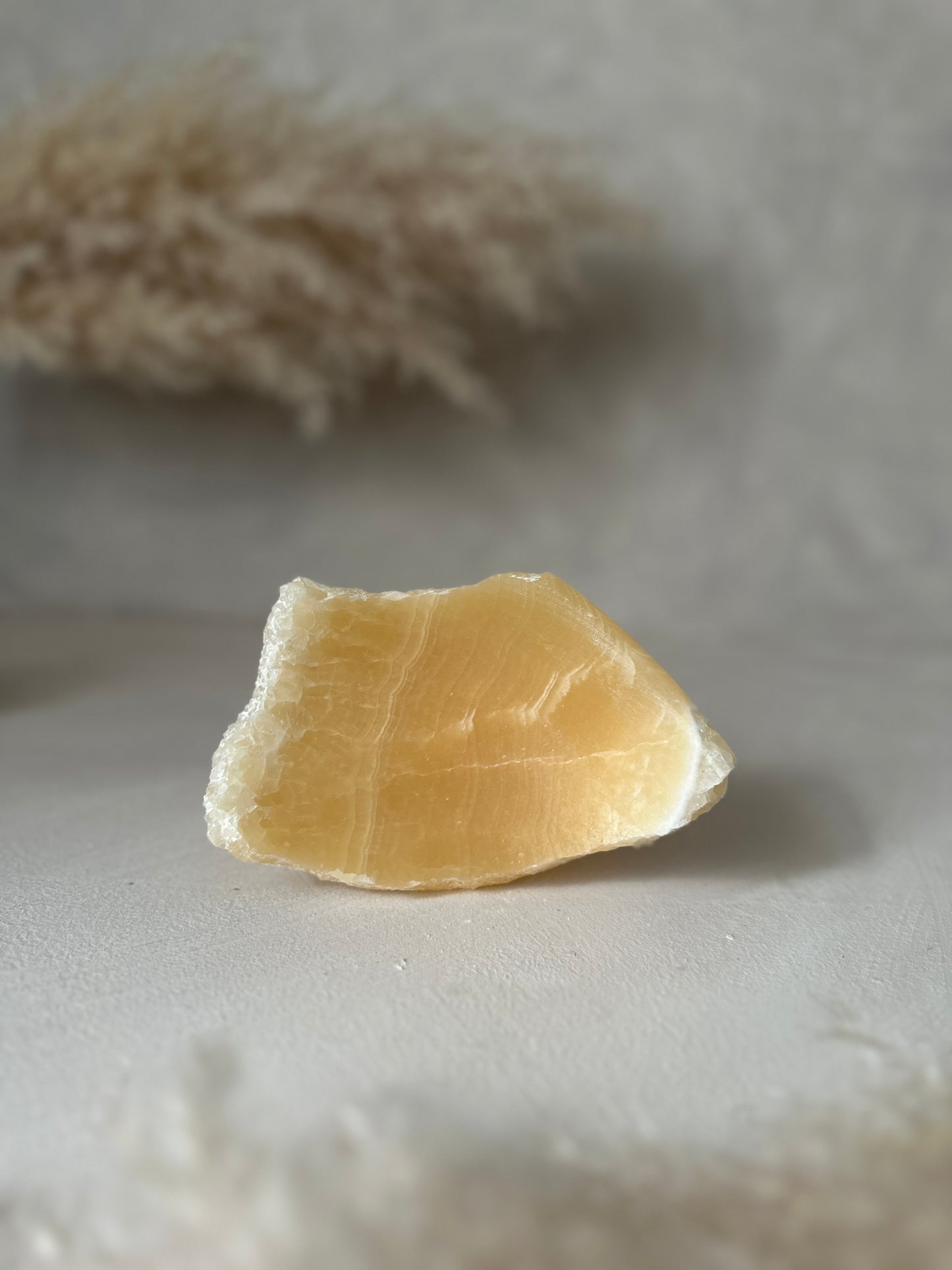 Alabaster Raw | Medium 8