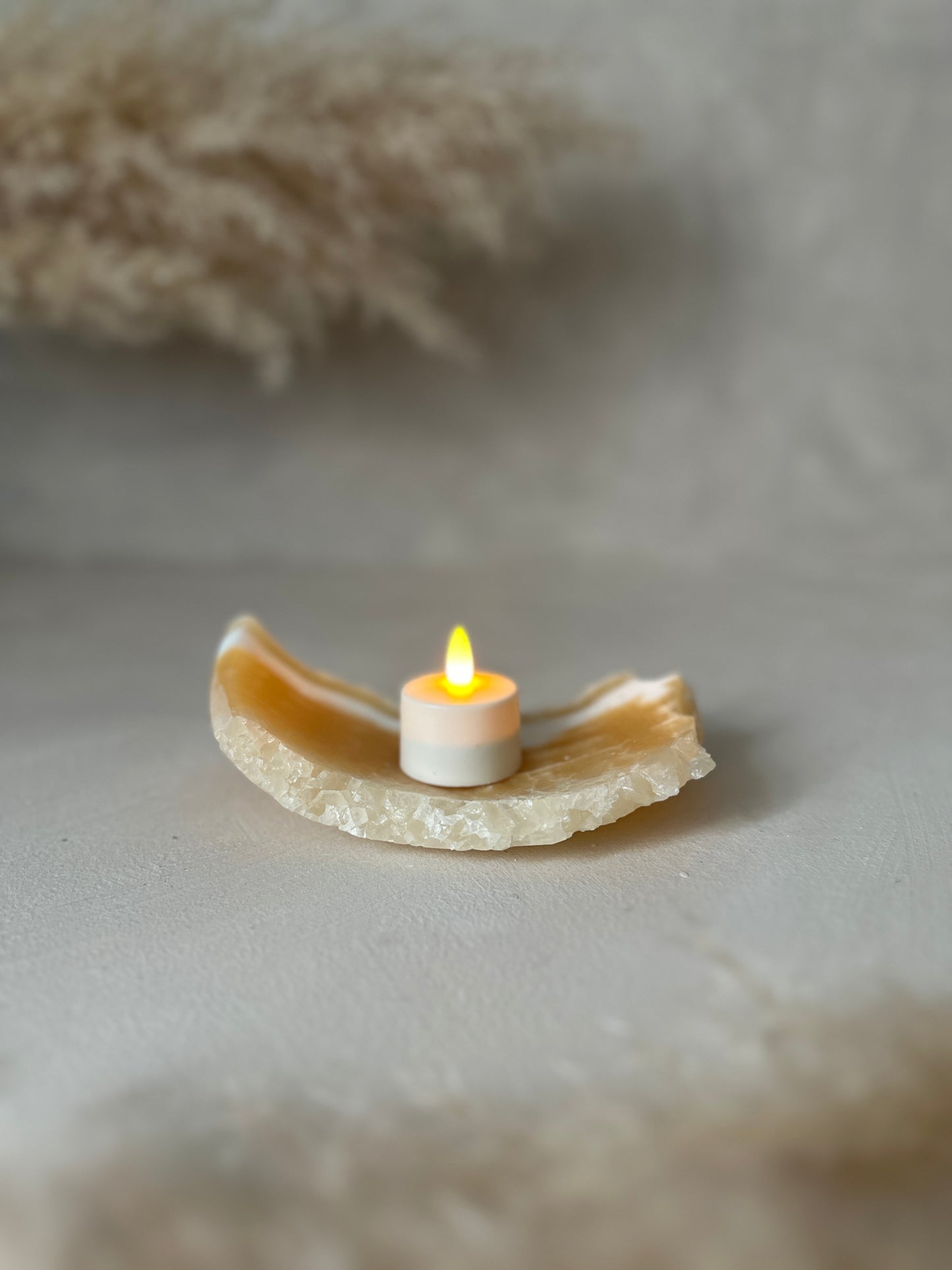 Alabaster Raw | Medium 3