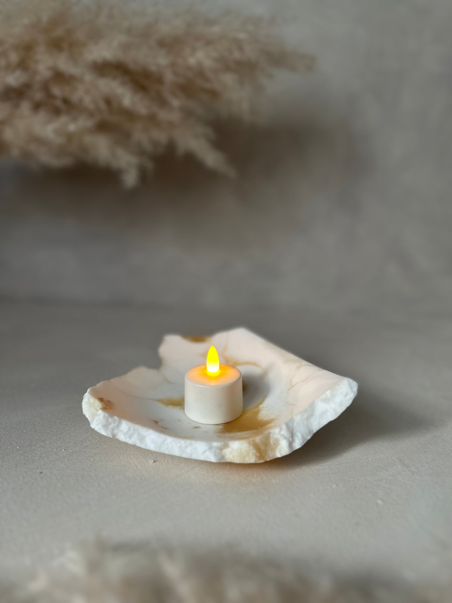 Alabaster Raw | Large 5