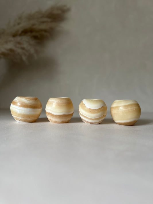Alabaster | Dara