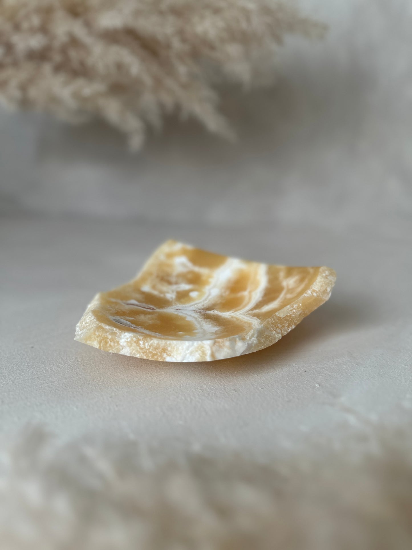 Alabaster Raw | Large 6