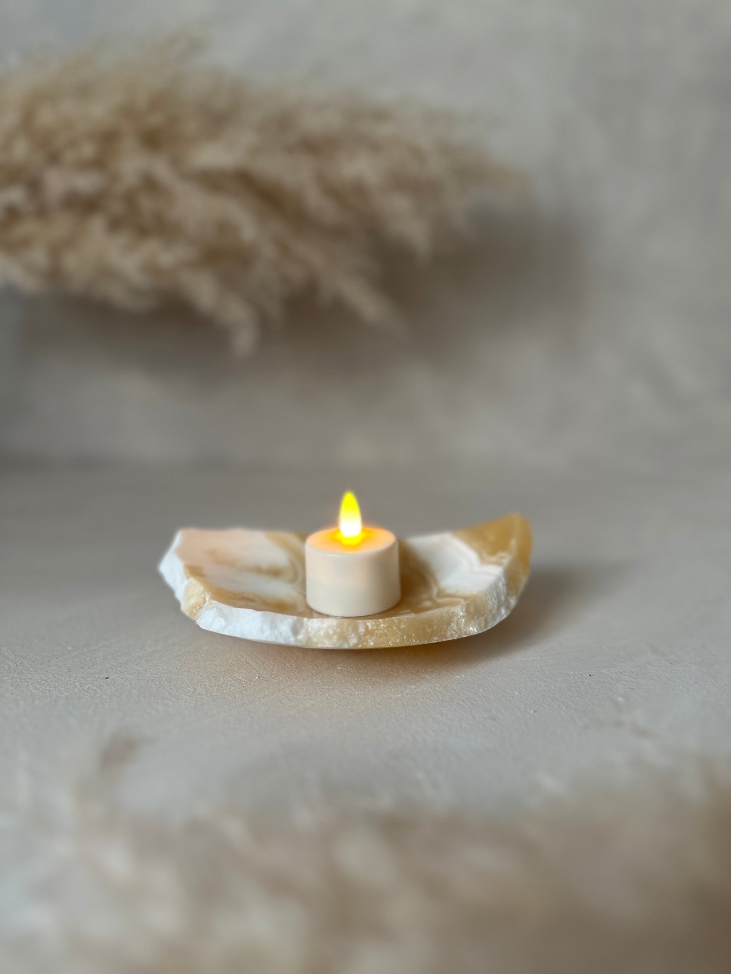 Alabaster Raw | Medium 9