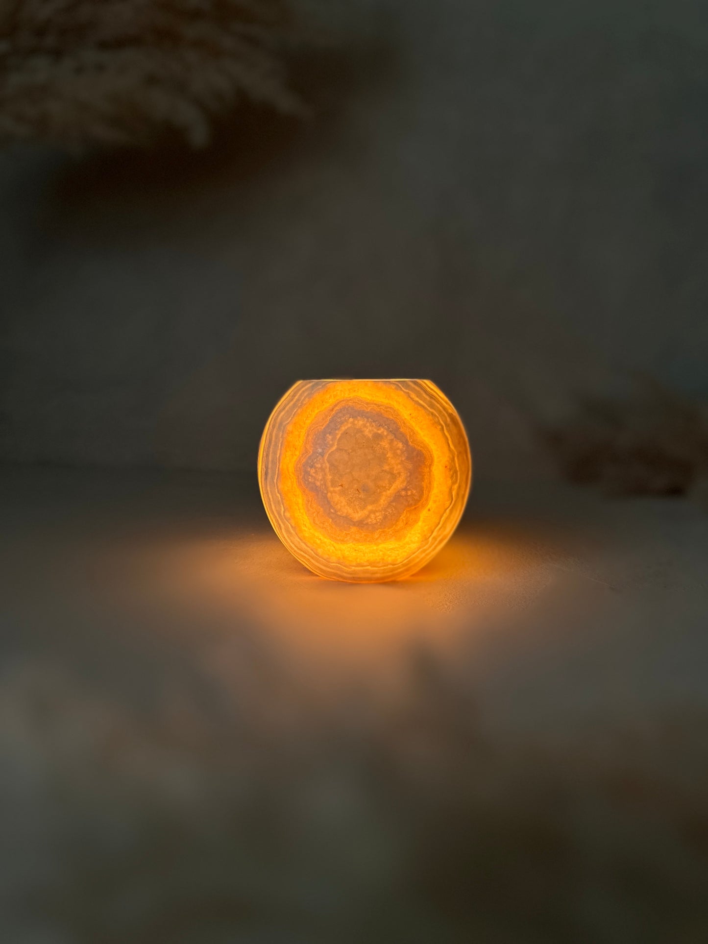Alabaster | Solis