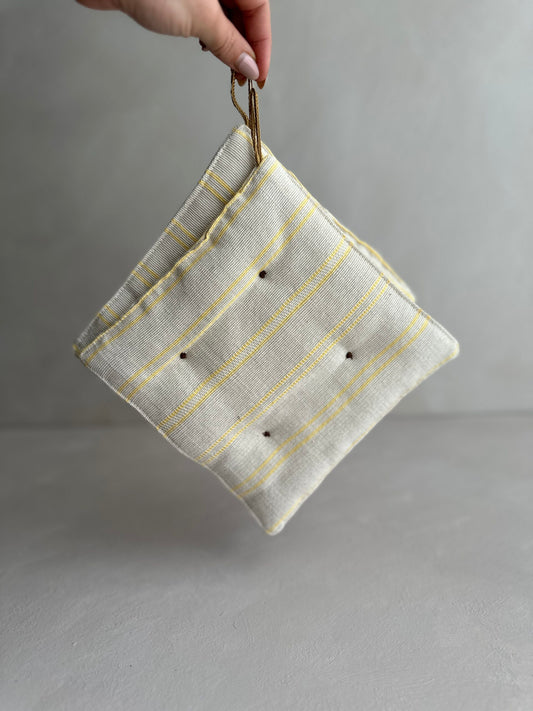 Pot holder | Honey